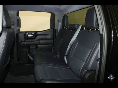 Used 2023 Chevrolet Silverado 1500 Custom w/ 2.7L Blackout Package AWD/4WD image 15