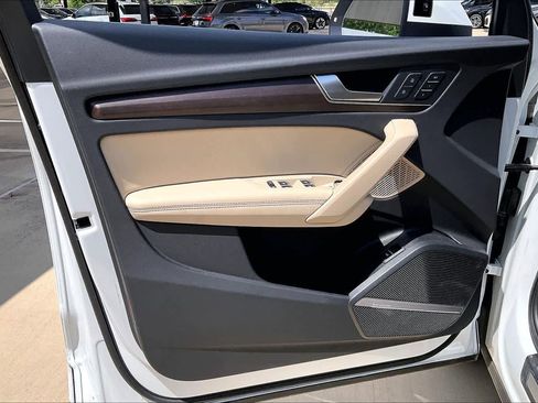 Used 2021 Audi Q5 Premium Plus image 21