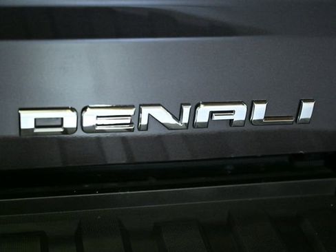 Used 2016 GMC Sierra 1500 Denali w/ Enhanced Driver Alert Package image 12