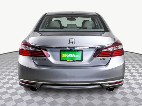 Used 2017 Honda Accord EX-L image 7