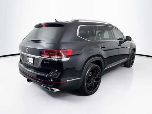 Used 2022 Volkswagen Atlas SEL Premium AWD/4WD image 2