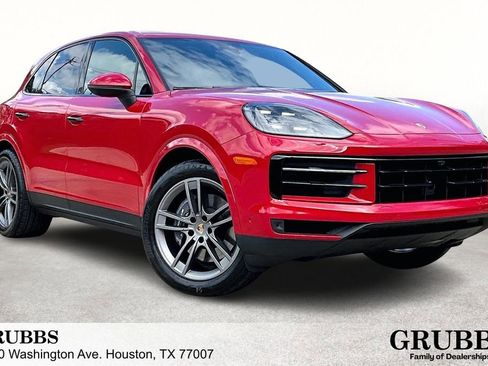 Used 2024 Porsche Cayenne AWD/4WD image 1