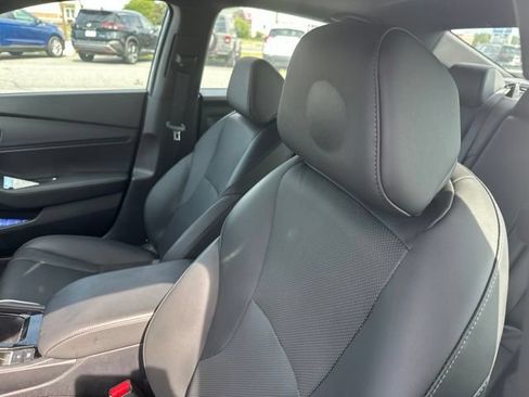 Used 2025 Honda Accord Sport image 13
