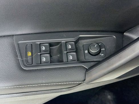 Used 2023 Volkswagen Tiguan S w/ Driver Assistance Package FWD image 16