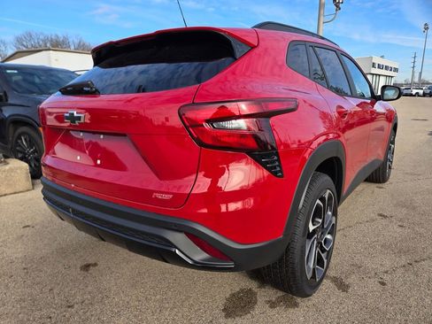 New 2026 Chevrolet Trax RS w/ Driver Confidence Package image 25