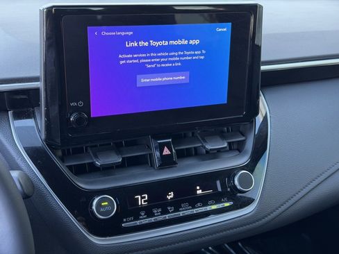 Used 2023 Toyota Corolla SE image 28