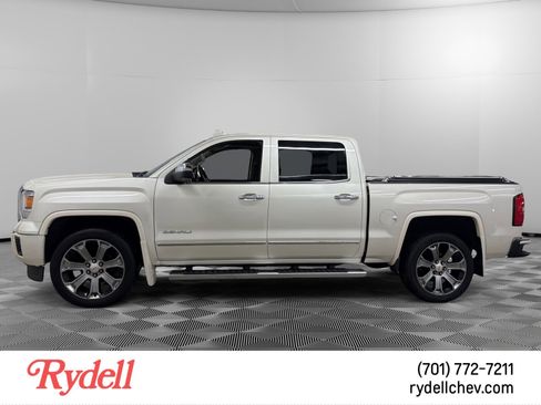 Used 2015 GMC Sierra 1500 Denali w/ Driver Alert Package image 2