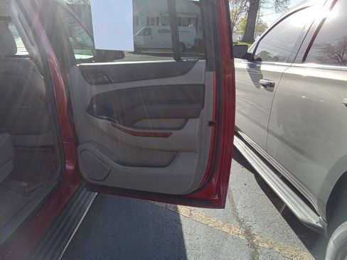 Used 2015 Chevrolet Suburban LTZ AWD/4WD image 10