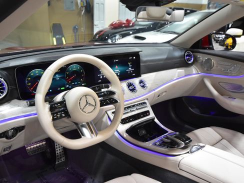 Used 2023 Mercedes-Benz E 450 4MATIC Cabriolet image 25