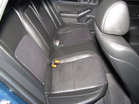 Certified 2025 Honda Civic Sport Touring image 19