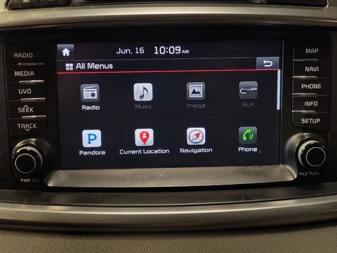 Used 2017 Kia Sorento SX AWD/4WD image 25