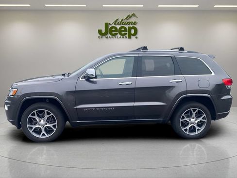 Used 2019 Jeep Grand Cherokee Overland AWD/4WD image 4