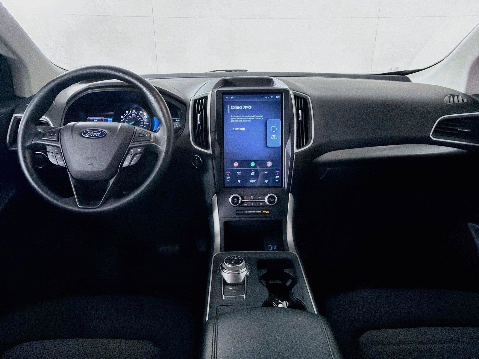 Used 2023 Ford Edge SE w/ Black Appearance Package AWD/4WD image 25