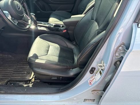 Used 2019 Subaru Crosstrek 2.0i Limited w/ Moonroof Package w/Navigation AWD/4WD image 10