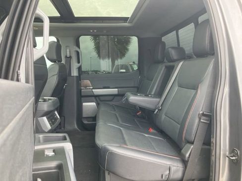 Used 2023 Ford F250 Lariat w/ Lariat Ultimate Package AWD/4WD image 13