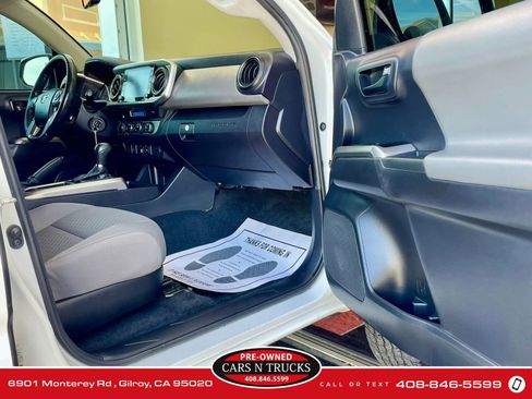 Used 2021 Toyota Tacoma SR5 image 13