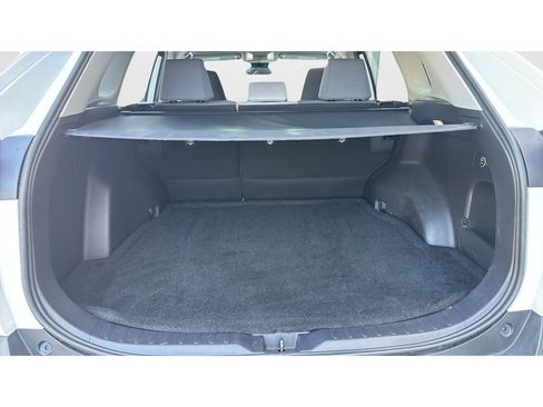Used 2023 Toyota RAV4 XLE FWD image 17