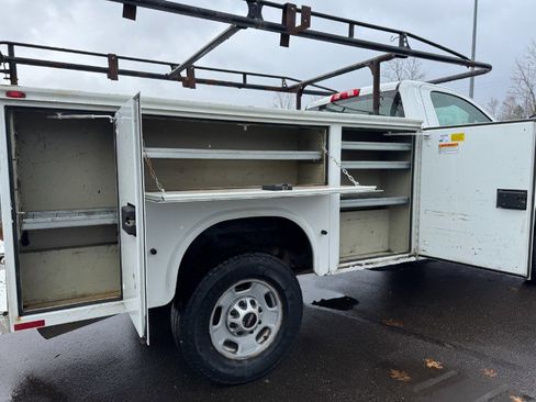 Used 2016 GMC Sierra 2500 2WD Regular Cab image 12