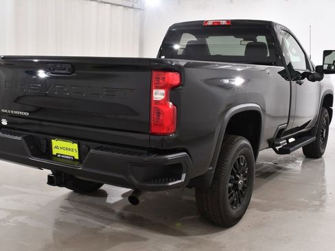 Used 2025 Chevrolet Silverado 3500 W/T AWD/4WD image 12