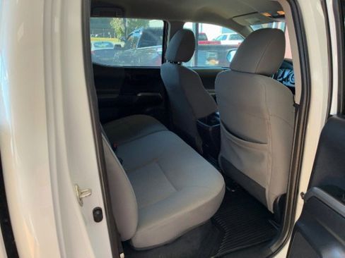 Used 2019 Toyota Tacoma SR5 image 31