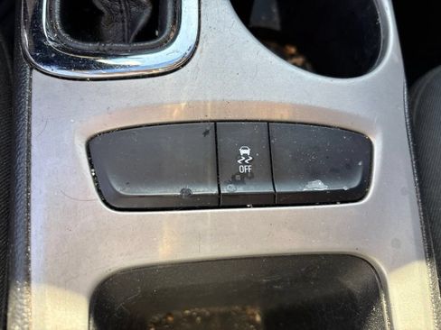 Used 2018 Chevrolet Cruze LS FWD image 25