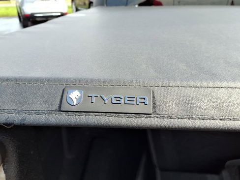 Used 2022 Jeep Gladiator Sport AWD/4WD image 9
