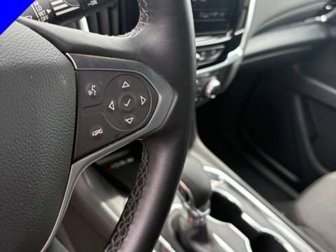 Used 2023 Chevrolet Traverse LT FWD image 15