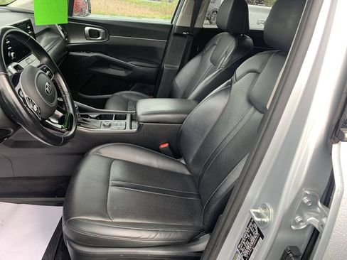 Used 2021 Kia Sorento S AWD/4WD image 3