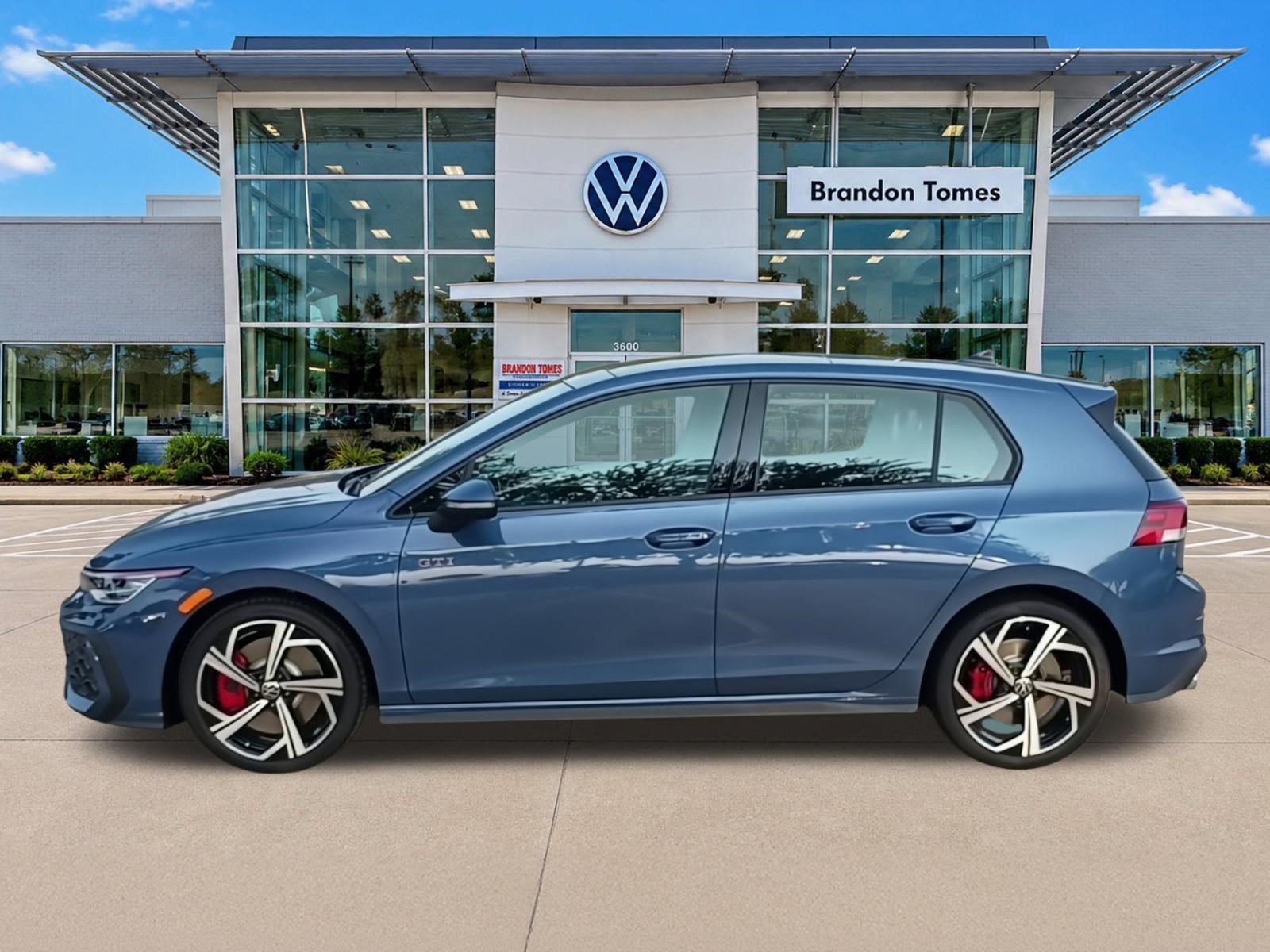 New 2026 Volkswagen GTI SE FWD image 6