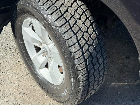 Used 2018 RAM 1500 Classic SLT w/ Luxury Group image 81