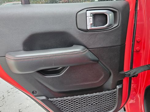 Used 2023 Jeep Wrangler Unlimited Rubicon w/ Steel Bumper Group image 23