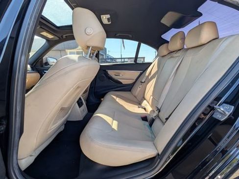 Used 2017 BMW 330i Sedan RWD image 4