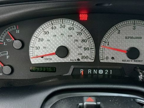 Used 2001 Ford F150 Harley-Davidson RWD image 12