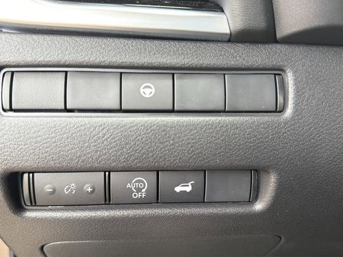 New 2026 Nissan Rogue SV AWD/4WD image 25