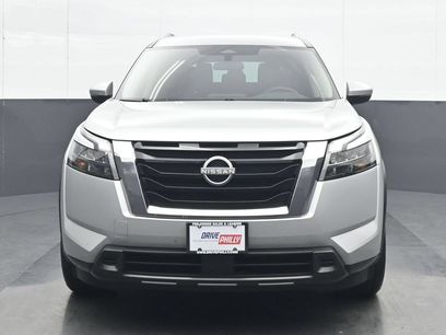 Used 2025 Nissan Pathfinder SV