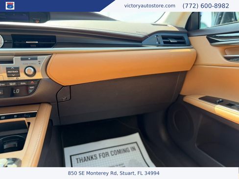 Used 2018 Lexus ES 350 w/ Luxury Package w/Wood Trim FWD image 51