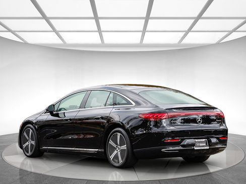 Certified 2023 Mercedes-Benz EQS 450+ 4MATIC Sedan image 2