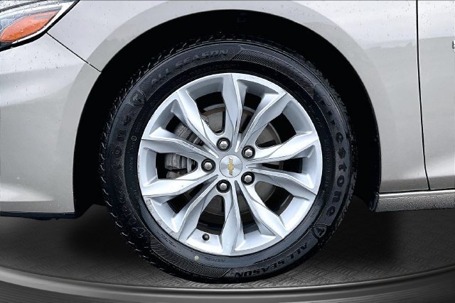 Used 2023 Chevrolet Malibu LT FWD image 30