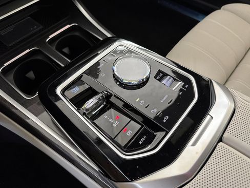 New 2026 BMW i7 eDrive50 w/ M Sport Package image 18