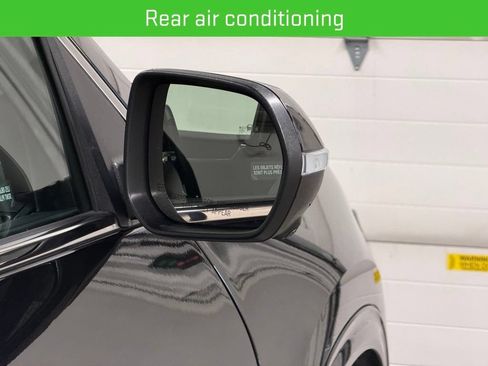 Used 2026 GMC Acadia Denali w/ LPO, Floor Liner Package AWD/4WD image 11