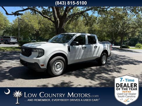 Used 2025 Ford Maverick XL FWD image 1