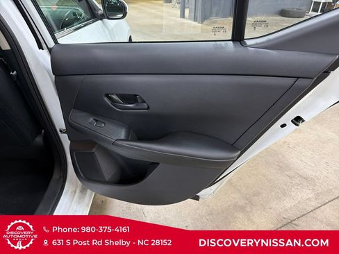 Certified 2024 Nissan Sentra SV FWD image 34