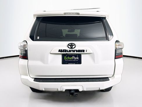 Used 2021 Toyota 4Runner SR5 image 7
