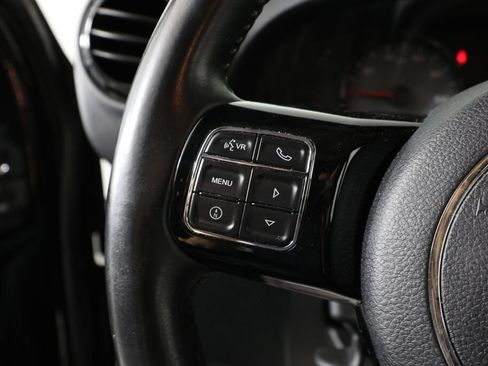 Used 2017 Jeep Wrangler Unlimited Sahara AWD/4WD image 30