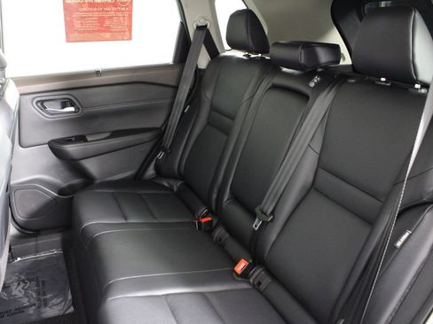 Certified 2023 Nissan Rogue SV w/ SV Premium B Package FWD image 22
