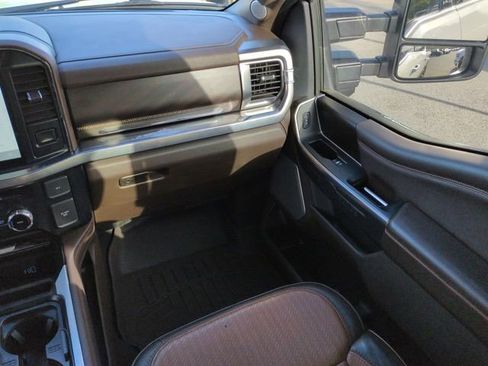 Used 2024 Ford F350 King Ranch w/ FX4 Off-Road Package AWD/4WD image 21