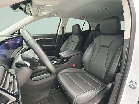 Used 2025 Buick Envision Preferred AWD/4WD image 13