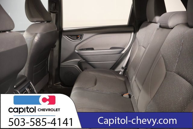 Used 2025 Subaru Forester Premium AWD/4WD image 34