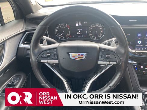 Used 2023 Cadillac XT6 Sport image 23