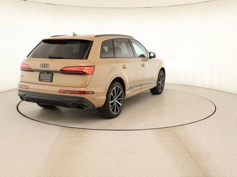Certified 2025 Audi Q7 2.0T Premium Plus w/ Premium Plus Package AWD/4WD image 6